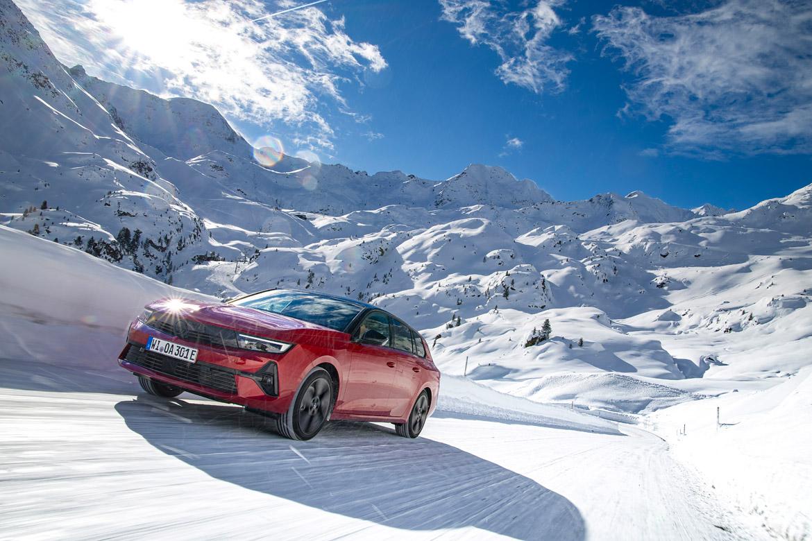 Nowy Opel Astra Sports Tourer Electric