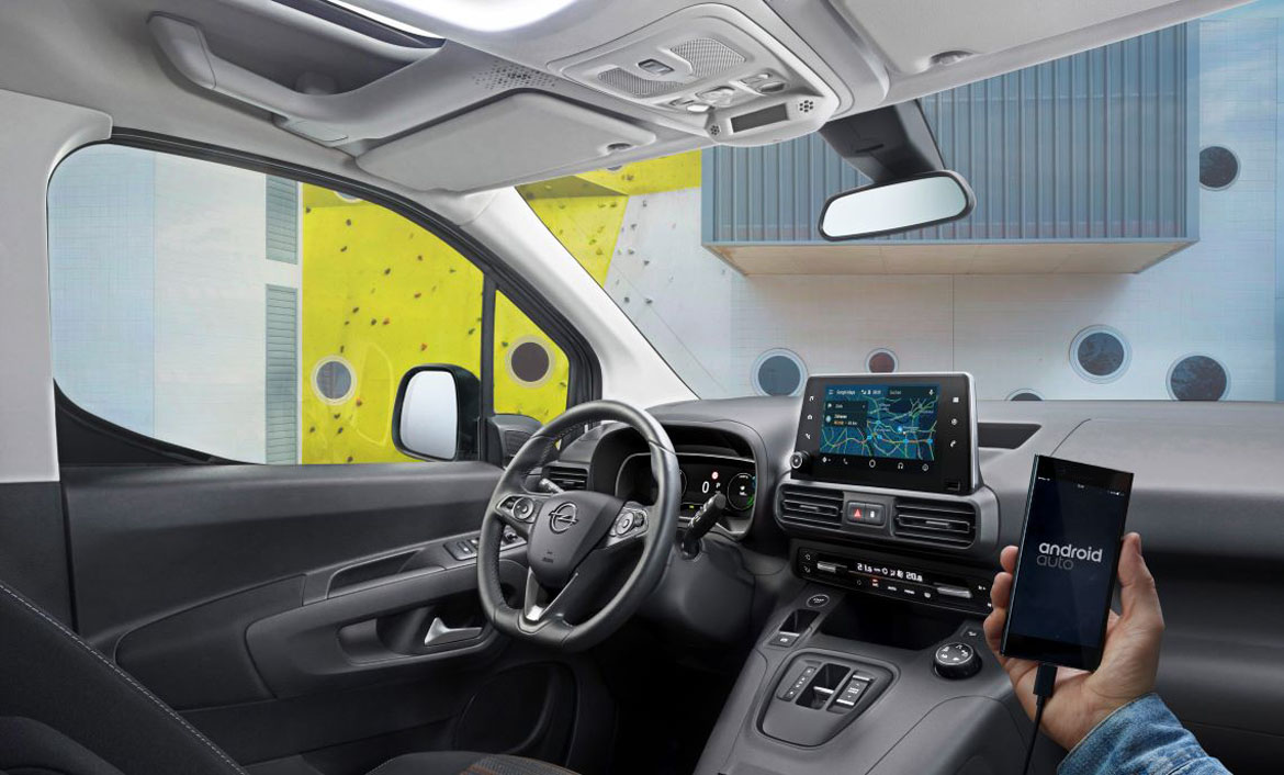 Opel Combo Cargo - Systemy bezpieczeństwa i innowacje
