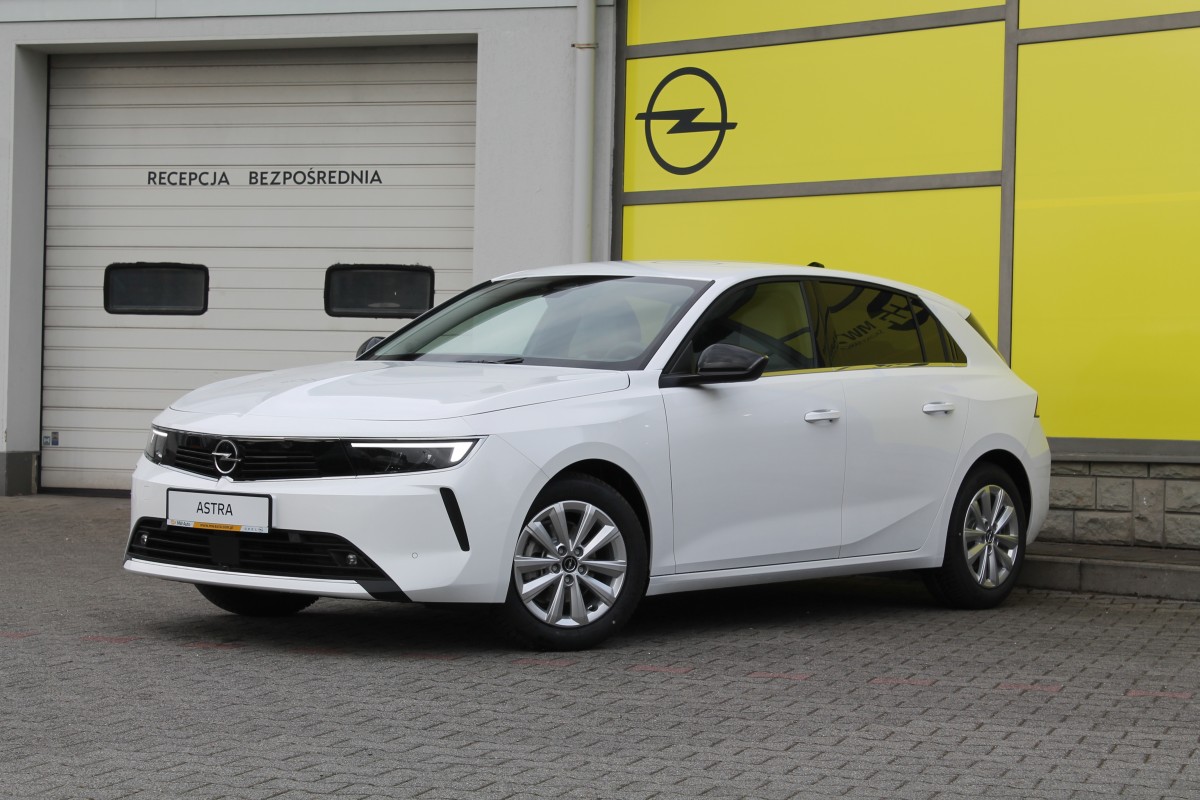Opel Astra Elegance 1.2 130 KM MT6