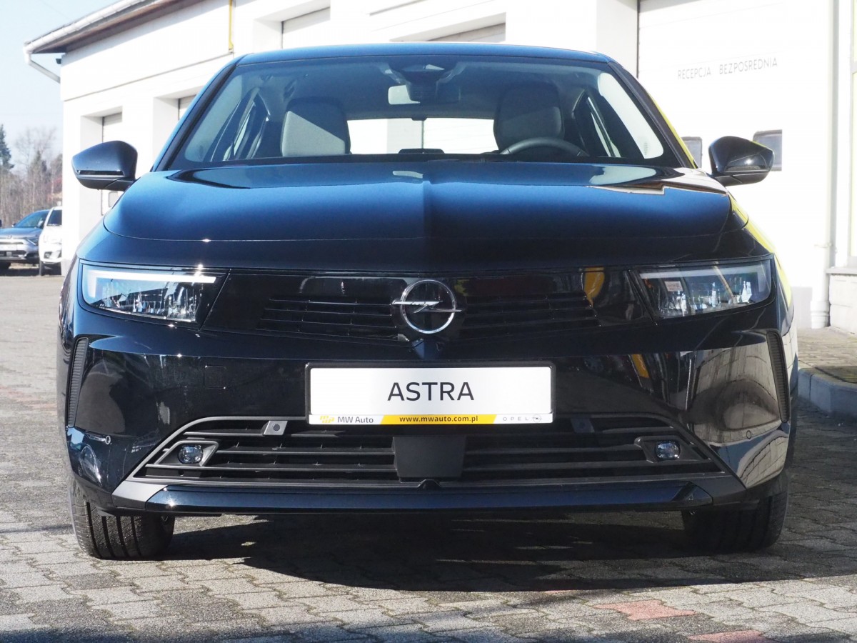 Opel Astra Hatchback Edition 1.2 Turbo MT6